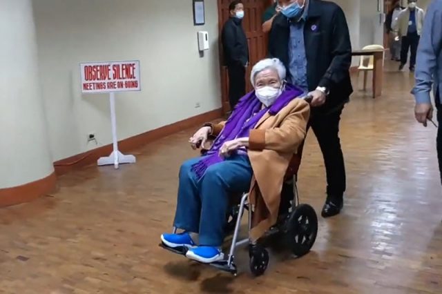 Leonor Briones_wheelchair